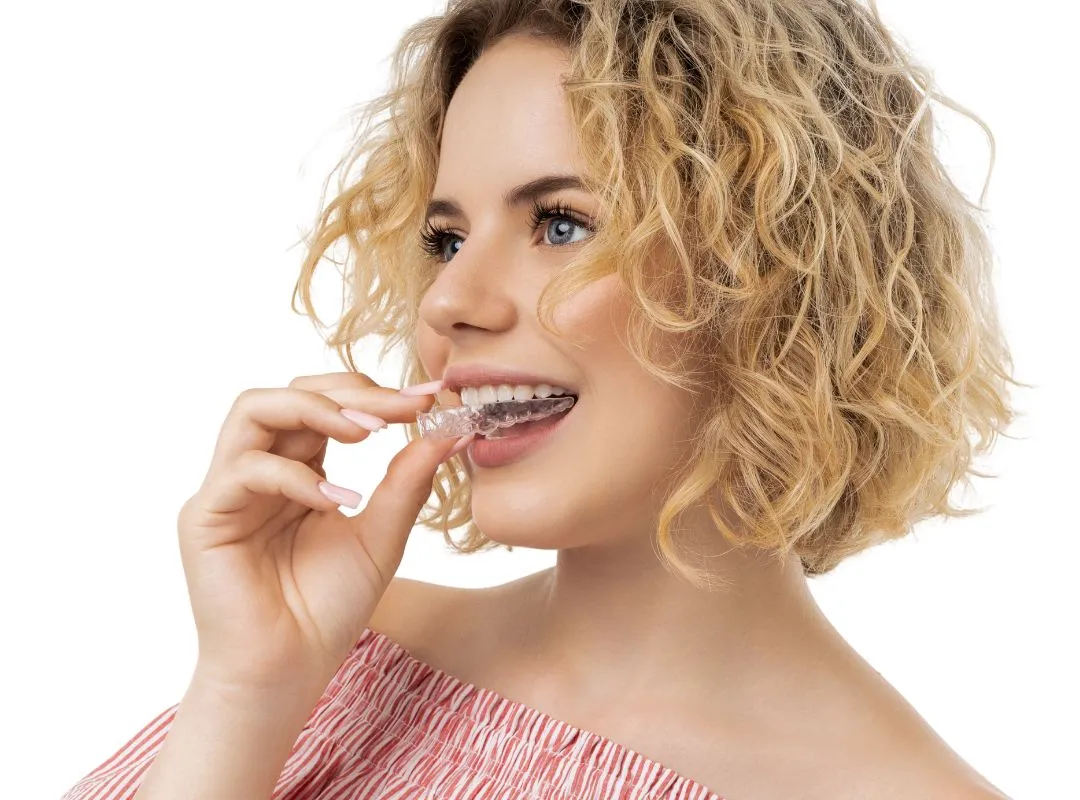 clear aligner tray